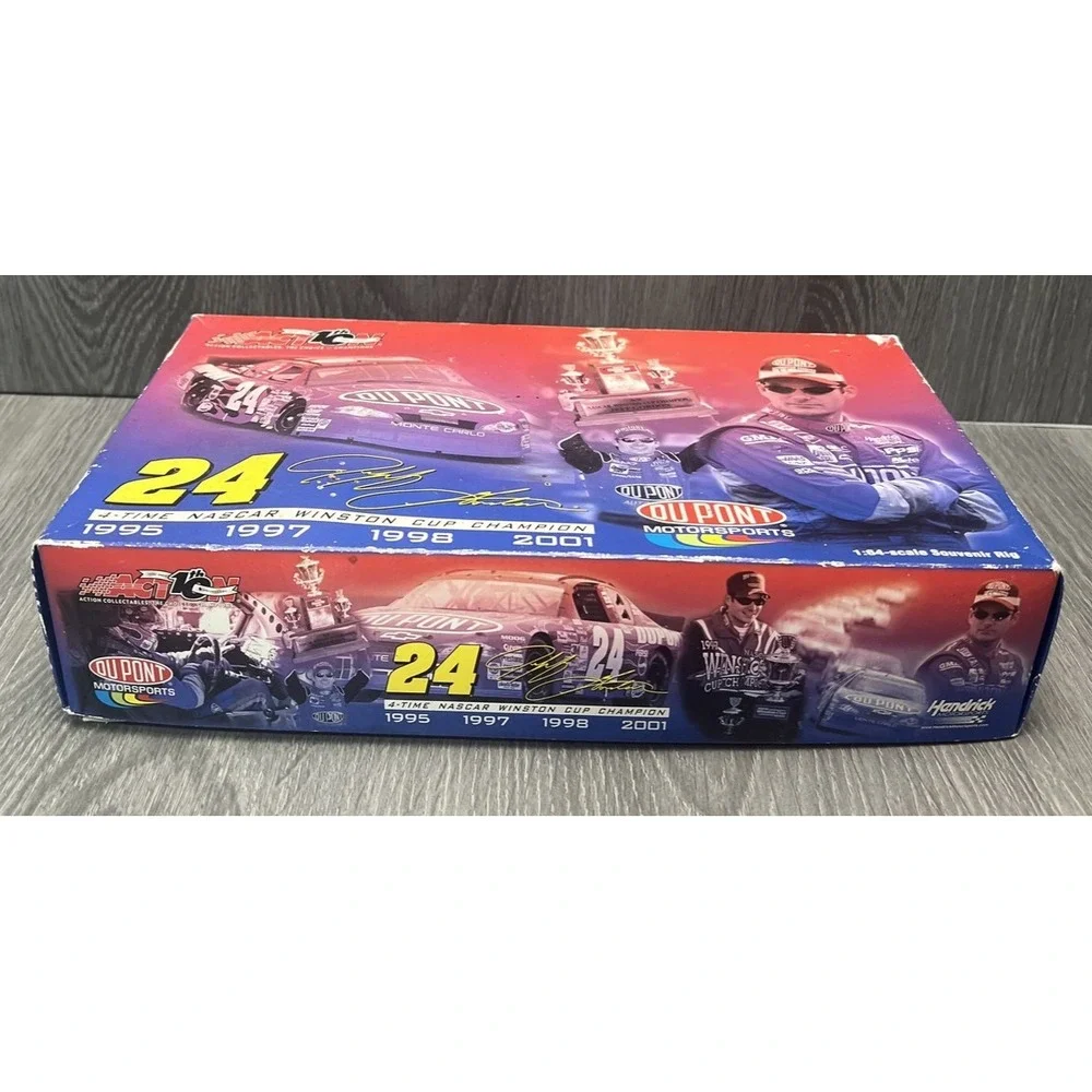 Action Performance Jeff Gordon #24 DuPont Monte Carlo 1:64 Souvenir‎ Rig Set